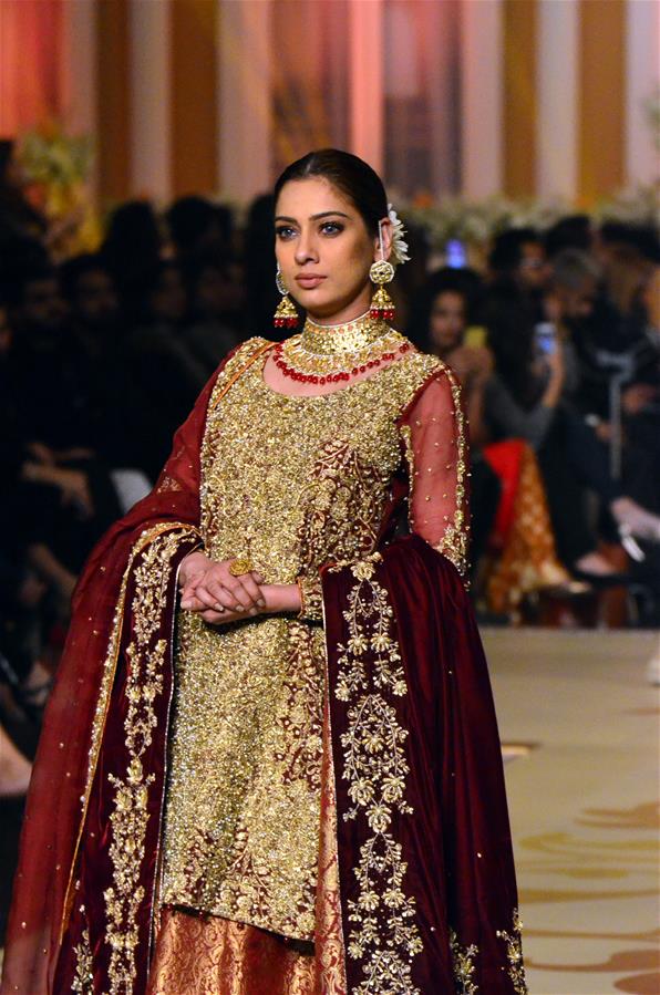 PAKISTAN-LAHORE-FASHION WEEK