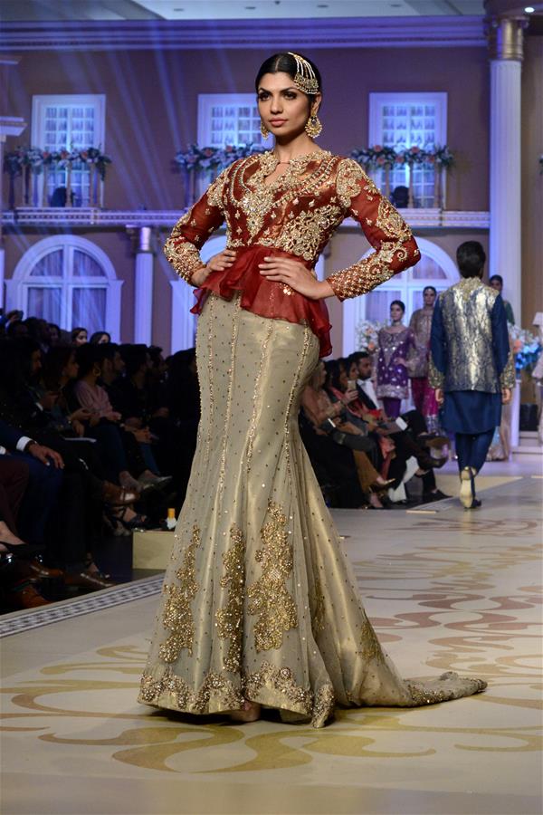PAKISTAN-LAHORE-FASHION WEEK