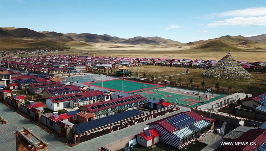 الصورة: مشهد لقرية غاشيو بولاية قاننان التبتية ذاتية الحكم في مقاطعة قانسو شمال غربي  الصين