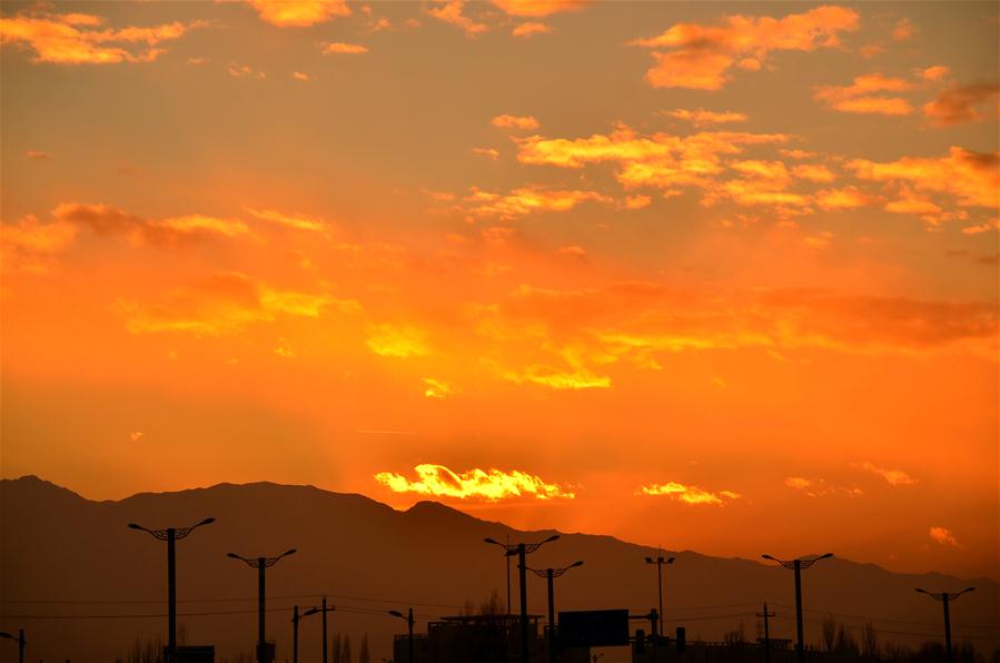 #CHINA-GANSU-JIUQUAN-CRIMSON CLOUDS (CN)