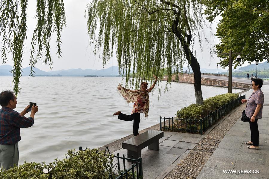 الصورة: إغلاق البحيرة الغربية في هانغتشو لاستقبال قمة مجموعة العشرين