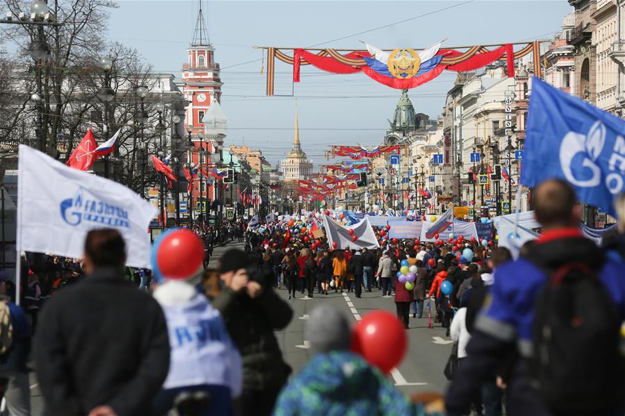 （国际）（3）圣彼得堡举行“五一”劳动节游行