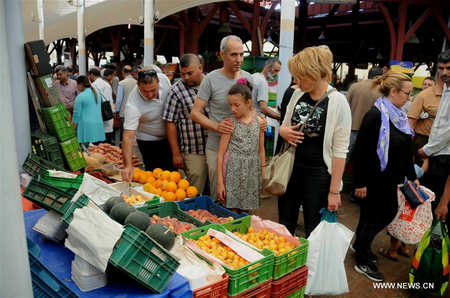 الصورة: استعدادات لشهر رمضان في تونس