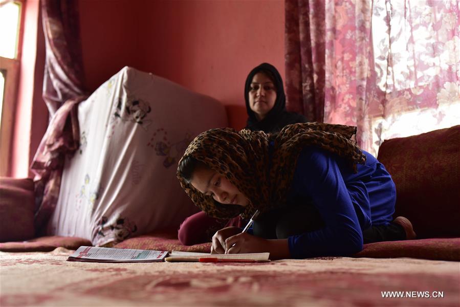 （国际·图文互动）（1）记者手记：阿富汗儿童苦涩的童年
