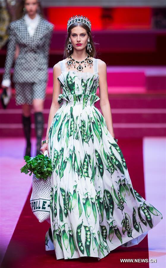 （国际）（1）米兰时装周——杜嘉班纳发布2018春夏女装新品