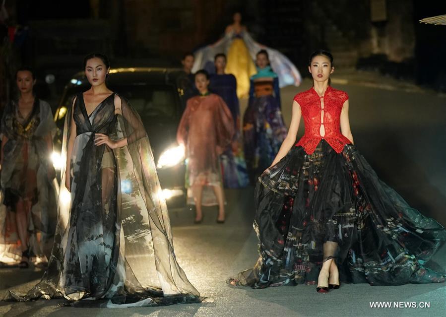 CHINA-CHONGQING-FASHION SHOW(CN)