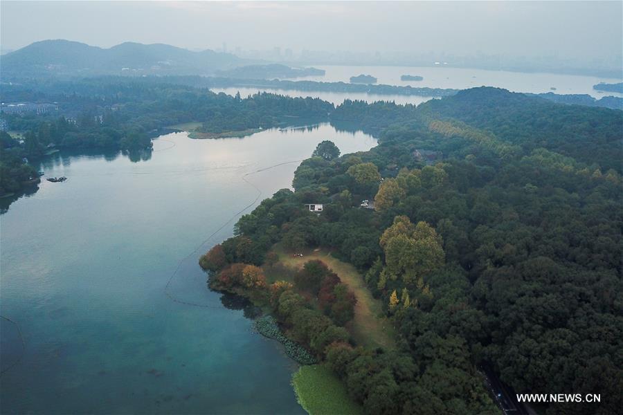 （秋季美丽生态）（6）杭州西湖：多彩的秋意