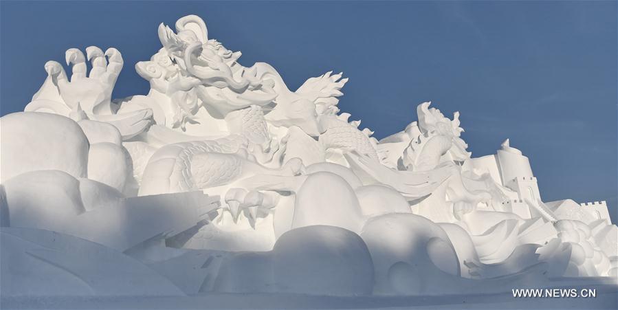 （新华视界）（4）长春净月潭：百余雪雕打造梦幻雪世界