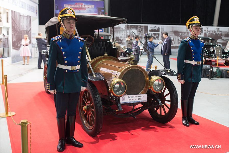 （国际）（1）莫斯科举行老爷车展