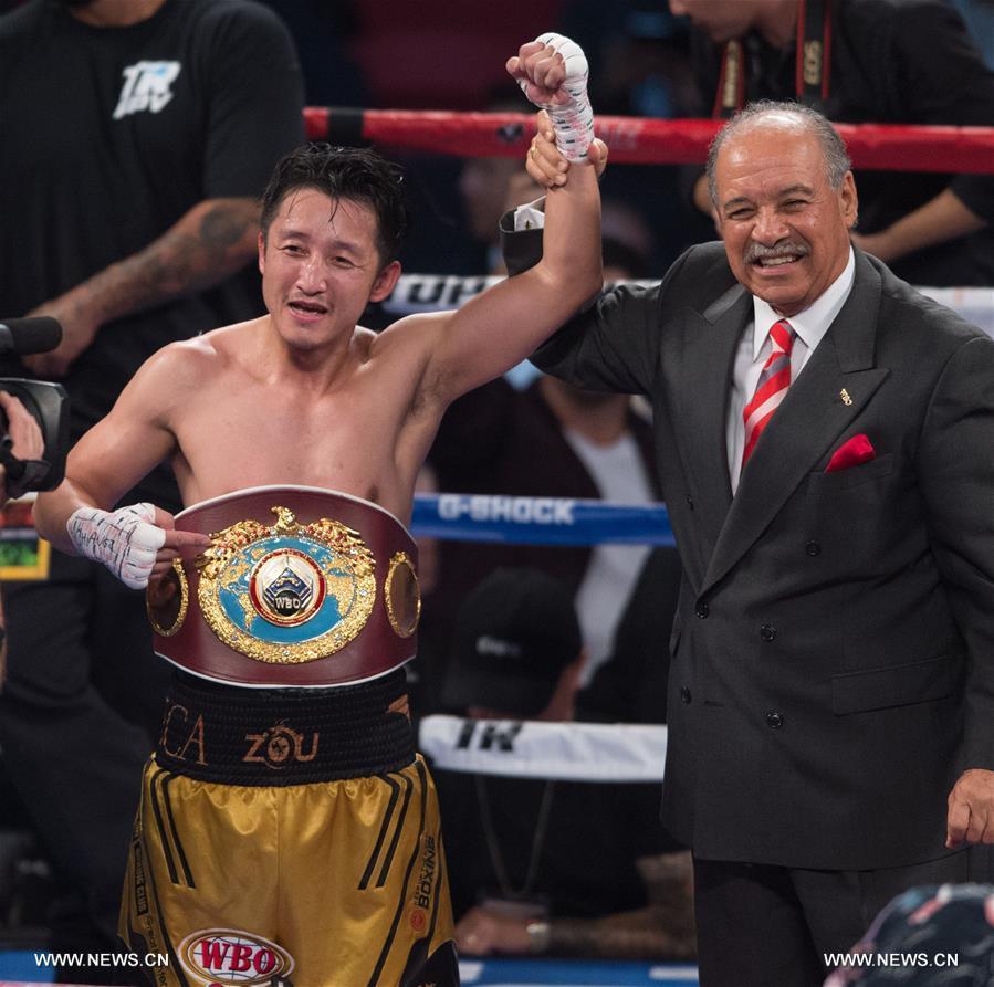 （体育）（1）拳击&mdash;&mdash;WBO：中国拳手邹市明夺得世界拳王金腰带