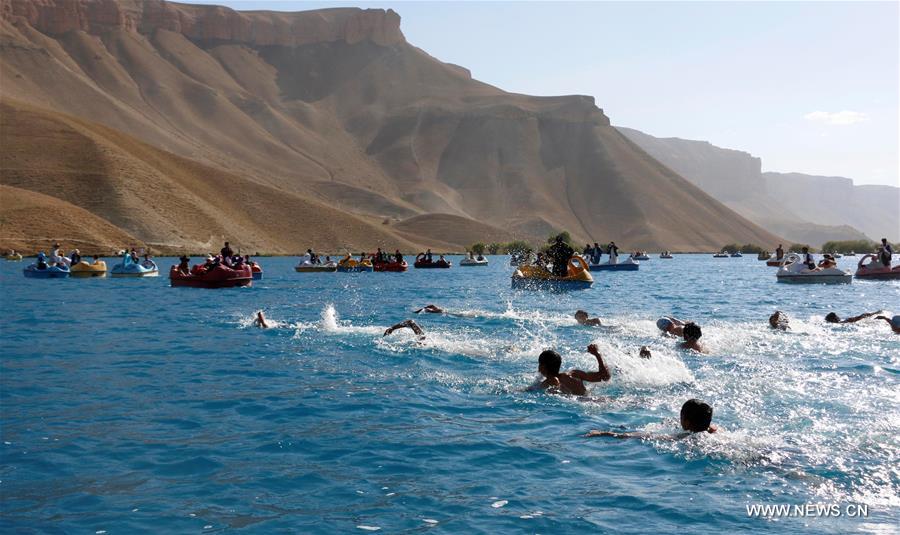 (SP)AFGHANISTAN-BAMYAN-SWIMMING-COMPETITION