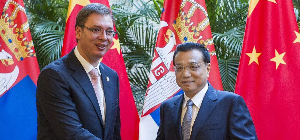 رئيس مجلس الدولة الصيني يلتقي بنظيرة الصربي