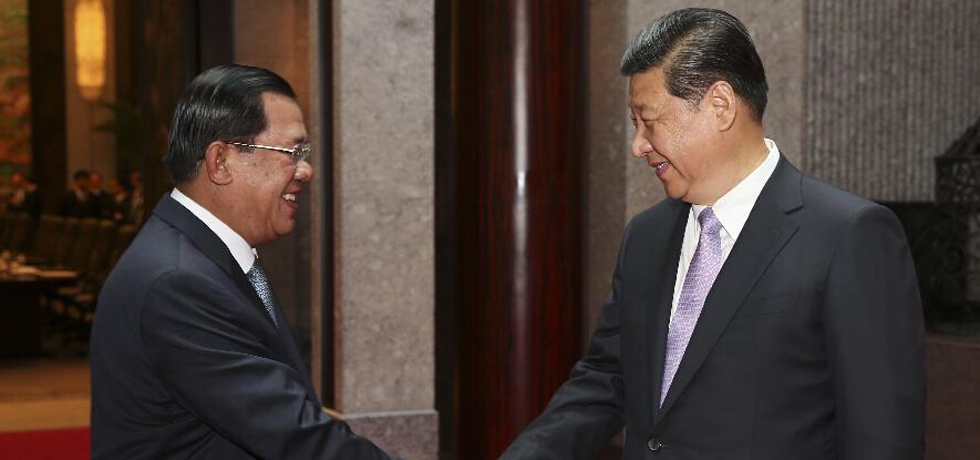 الرئيس الصيني يبحث مع رئيس الوزراء الكمبودي العلاقات بين البلدين