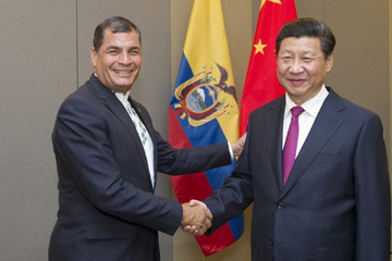 رئيسا الصين والأكوادور يتطلعان لعلاقات ثنائية أقوى