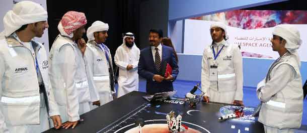 الإمارات تطلق استراتيجيتها لقطاع الفضاء