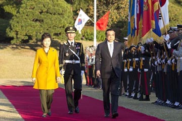 الصين وجمهورية كوريا تتعهدان بتعزيز التعاون البراجماتي بينهما