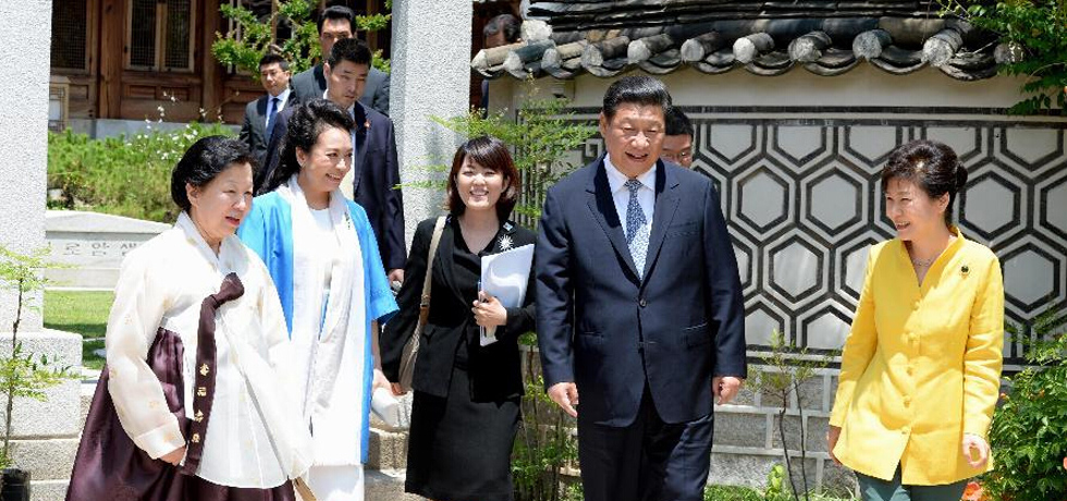 تقرير إخباري: الكوريون الجنوبيون معجبون بشخصية الرئيس الصيني الجذابة