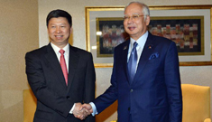 الحزب الشيوعي الصيني والمنظمة الوطنية المتحدة للمالايو يتعهدان بدفع التعاون بين الصين وماليزيا
