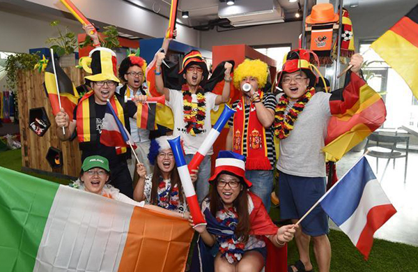 ازدهار تجارة لوازم هواة كرة القدم في الصين خلال بطولة الأمم الأوروبية