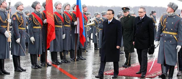 رئيس مجلس الدولة الصيني يصل إلى روسيا فى زيارة رسمية