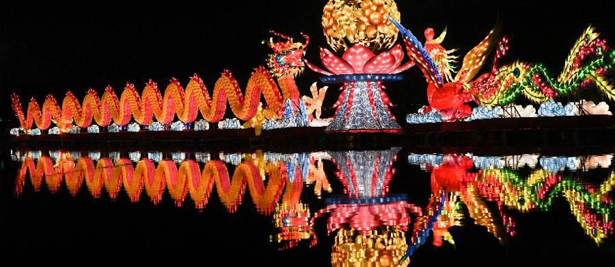 احتفال بعيد الفوانيس في وسط الصين