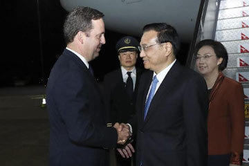 رئيس مجلس الدولة الصينى يصل إلى استراليا للقيام بزيارة رسمية