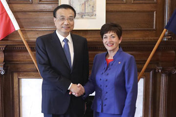 رئيس مجلس الدولة الصيني يلتقي بالحاكم العام لنيوزيلندا