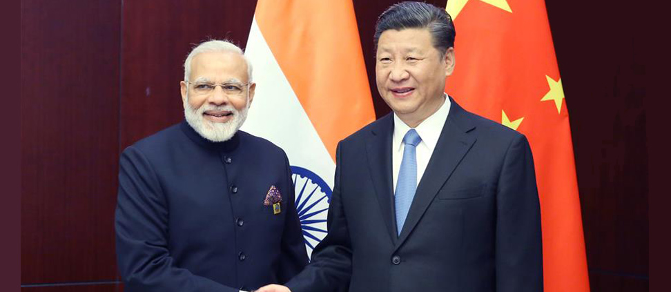 الرئيس شى يقول إنه يتعين التركيز على التعاون بين الصين والهند