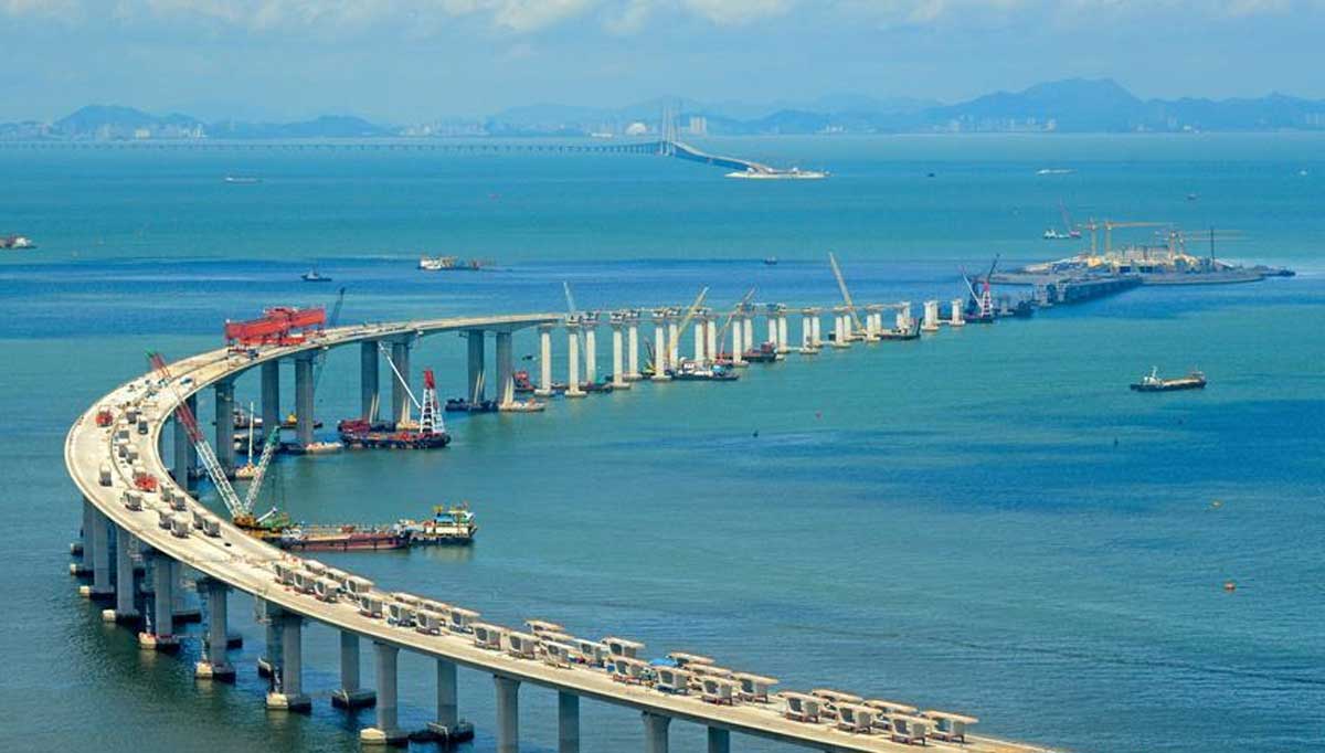 عمليات بناء الجسر الرابط بين هونغ كونغ وتشوهاي وماكاو
