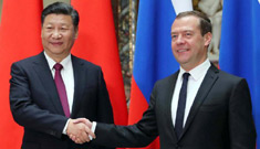 الصين وروسيا تتفقان على البناء المشترك لـ"طريق الحرير الجليدى"