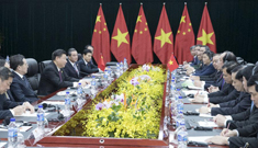 شي يحث على توسيع وتعميق التعاون بين الصين وفيتنام