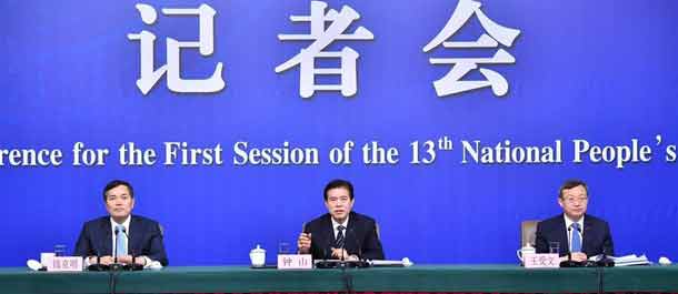 وزير التجارة الصيني يكشف عن خارطة طريق جديدة للارتقاء بالتجارة 
الخارجية