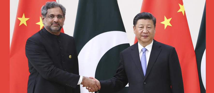 شي : علاقات الصين وباكستان ينبغي أن تكون دعامة للسلام والاستقرار الإقليميين