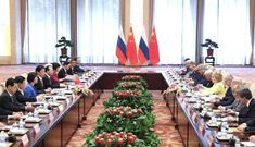 كبير المشرعين الصينيين يلتقي رئيسة مجلس الاتحاد الروسي