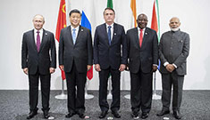 الرئيس الصيني يدعو مجموعة بريكس إلى تعزيز الشراكة الاستراتيجية وتحسين الحوكمة العالمية