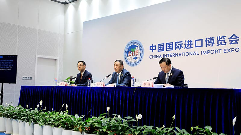 اختتام معرض الصين الدولي الثاني للواردات مع عقد صفقات مبدئية بقيمة 71.3 مليار دولار أمريكي