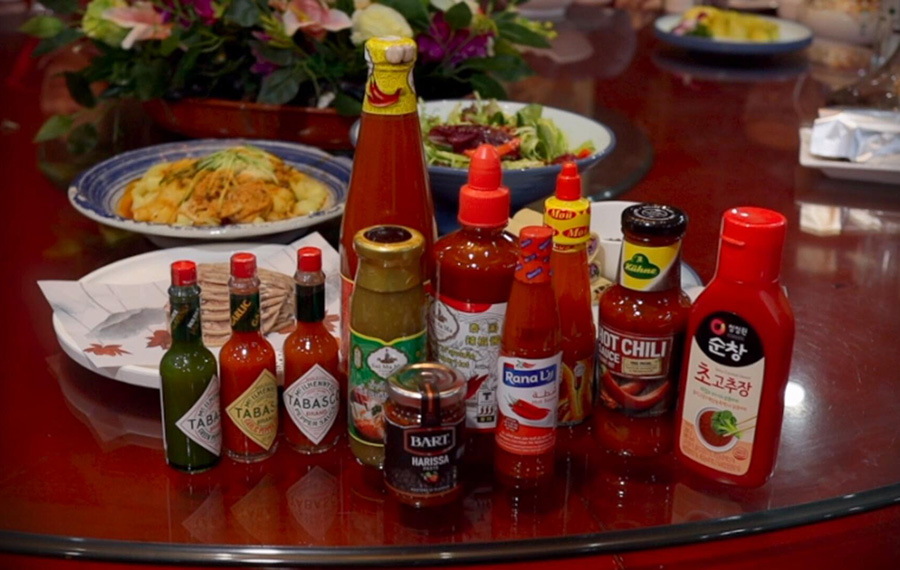 مقالة خاصة: من زيت الزيتون السوري إلى الهريسة التونسية...منتجات عربية متميزة تغتنم فرصة معرض الصين الدولي للواردات لتوسيع أسواقها