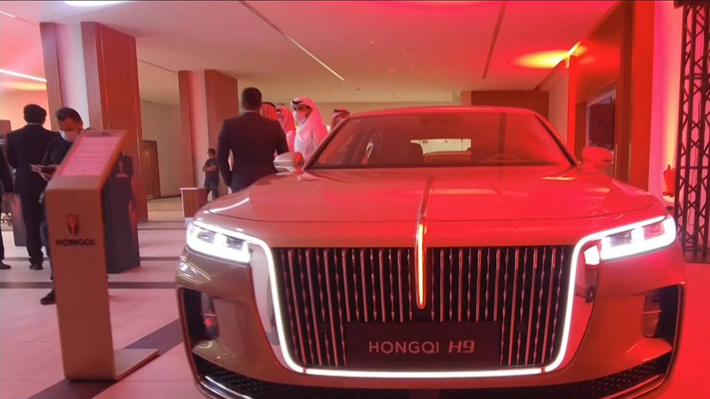 فيديو: شركة هونغ تشي الصينية لصناعة السيارات تفتتح أول مركز للبيع والعرض في الرياض