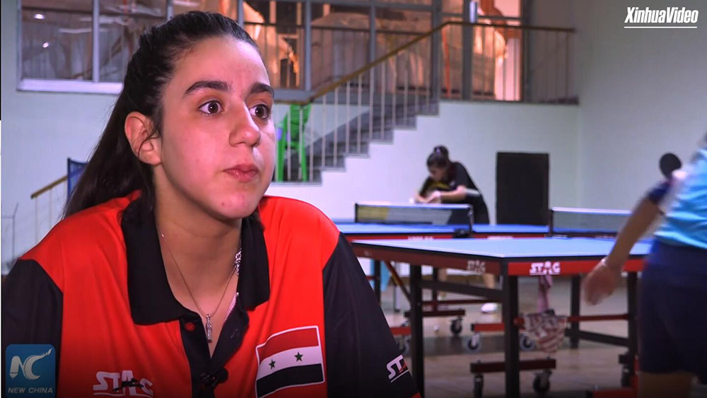 فيديو: لاعبة تنس الطاولة الأولمبية السورية تأمل في التعلم من لاعبي تنس الطاولة الصينيين