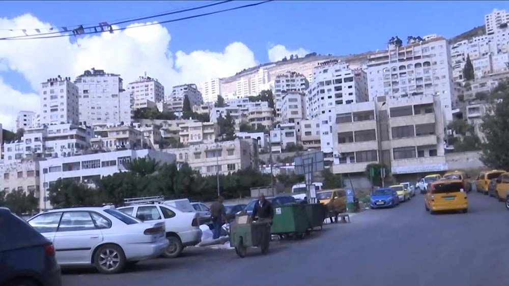 فيديو: رجل فلسطيني يسعى إلى تدعيم ثقافة إعادة تدوير الفضلات في الضفة الغربية