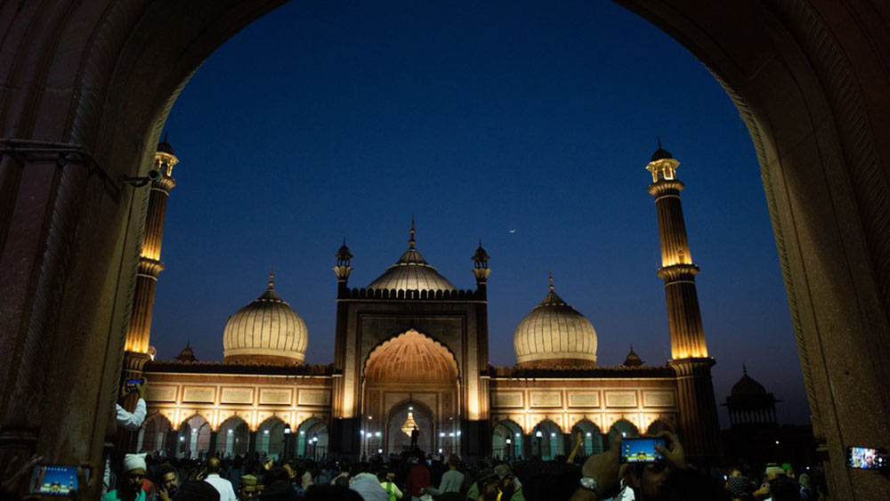 ألبوم آسيا: لقطات تبرز أجواء رمضان في الهند