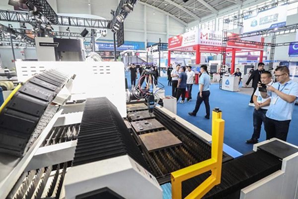 انطلاق المعرض الصيني الدولي الـ21 لتصنيع المعدات في مقاطعة لياونينغ الصينية