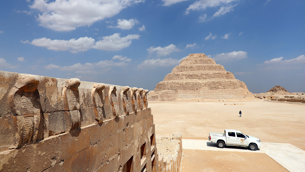 افتتاح المقبرة الجنوبية للملك زوسر بعد ترميمها في مصر