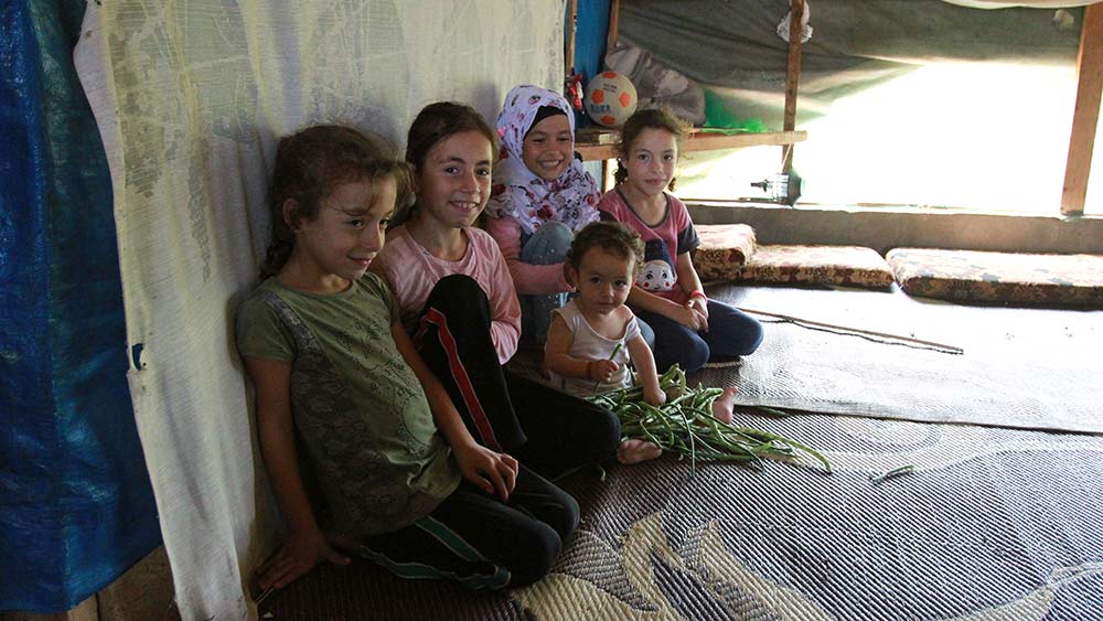 نازحون سوريون بمخيم شمالي لبنان