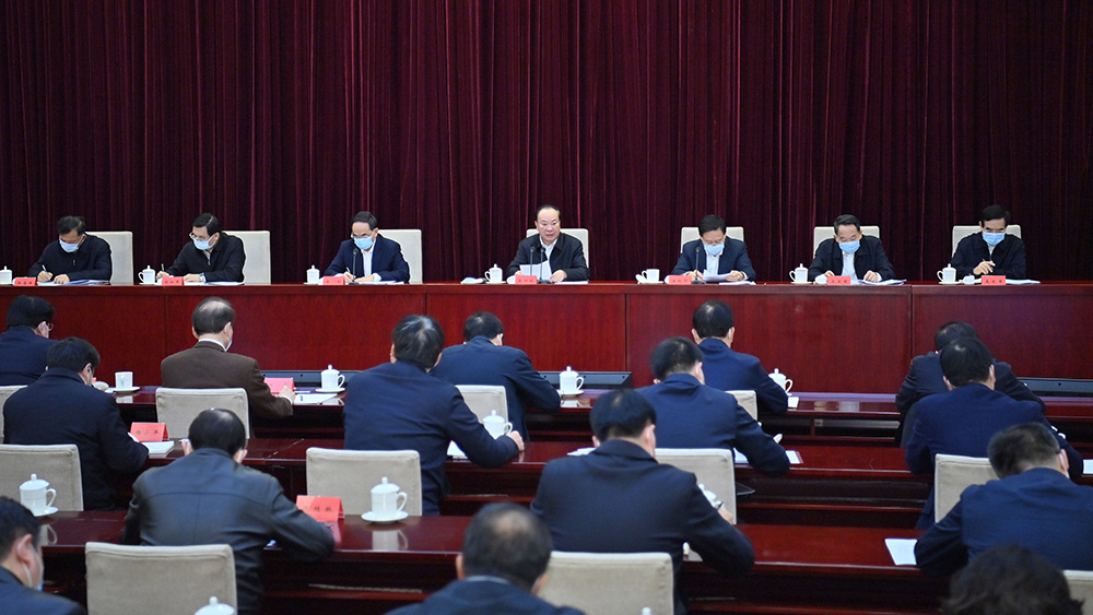 مسؤول بارز بالحزب الشيوعي الصيني يشدد على نشر روح الدورة الكاملة السادسة للجنة المركزية الـ19 للحزب الشيوعي الصيني