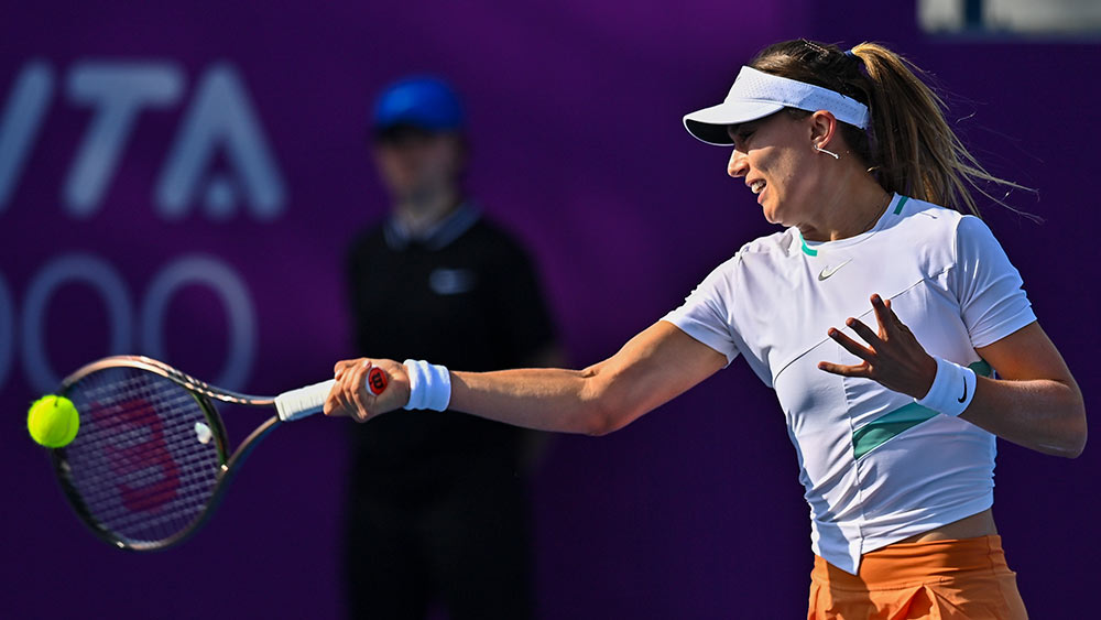تأهل سابالينكا وكريتشيكوفا وبادوسا إلى الدور الثالث من بطولة قطر المفتوحة للتنس