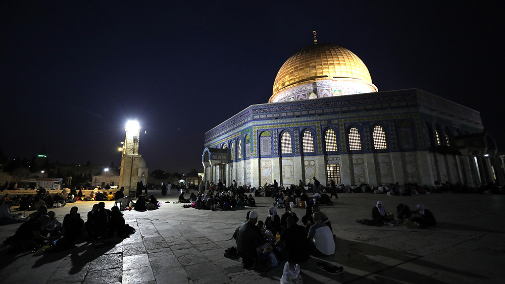 وجبة السحور في شهر رمضان في القدس