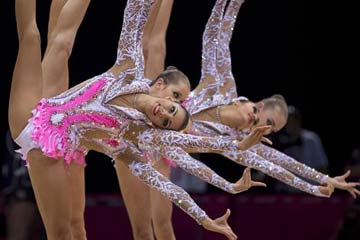 روسيا تفوز بالذهبية الأولمبية فى الجمباز الإيقاعى للمستوى الشامل للمجموع