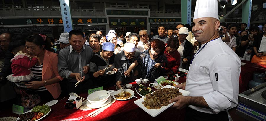 افتتاح الأسبوع الدولي لثقافة الأطعمة الاسلامية اللذيذة