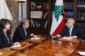 مفوض الأمم المتحدة لشؤون اللاجئين يطالب المجتمع الدولي بدعم لبنان
